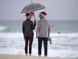 Australier mit Samichlaus-Mütze 