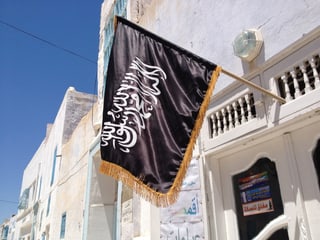 Vor einer salafistischen Moschee in Kairouan, Tunesien. Vor einer salafistischen Moschee in Kairouan, Tunesien.