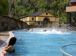 Entspannen im Wellnessbad «Bain du Rocher» in Cauterets.