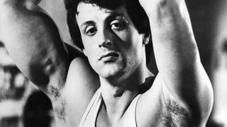 Sylvester Stallone als Rocky mit weissem Unterhemd