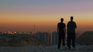 Arash und Anoosh im Iran: «Blade and Beard» hatten es satt, ihre Musik nur im Versteckten zu spielen. Arash und Anoosh im Iran: «Blade and Beard» hatten es satt, ihre Musik nur im Versteckten zu spielen.