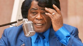 James Brown sagt vor Gericht aus.