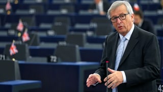 Jean-Claude Juncker vor leerem Ratsraum