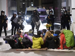 Sitzstreik auf dem Bundesplatz