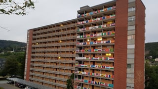 Weiermatt-Hochhaus von aussen Weiermatt-Hochhaus von aussen