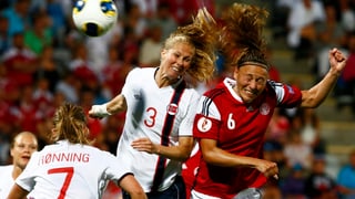 Norwegen und Dänemark lieferten sich im Halbfinal ein ausgeglichenes Spiel.