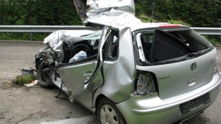 Zerstörtes Auto