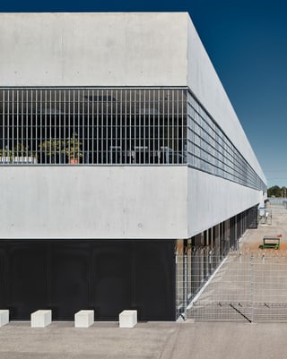 Ein moderner Gefängnisbau. Ein moderner Gefängnisbau.
