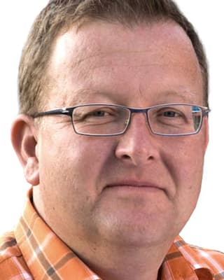 Porträt eines Mannes mit Brille. Porträt eines Mannes mit Brille.
