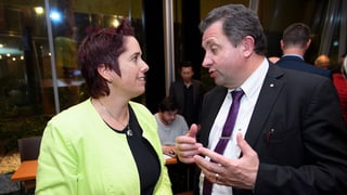 Isabelle Chevalley (links) und Jacques Nicolet an der DV der Grünliberalen. 