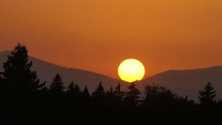 Sonnenaufgang bei Iffwil. Sonnenaufgang bei Iffwil.