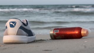 Schuhe vor der libyschen Küste