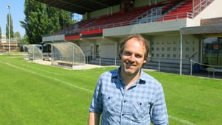 Emanuel Willi im Stadion Tribschen.