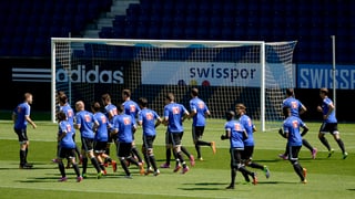 FC Luzern beim Vorbereitunstraining vor dem Europa League Start am Donnerstag. 