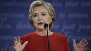 Hilary Clinton bei einer TV-Debatte 2016