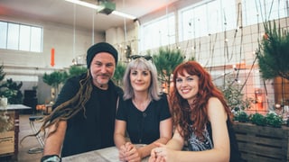 Tina Nägeli in Mitten von. Eluveitie