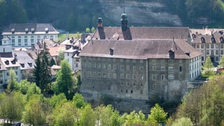 Das Kloster aus der Ferne.