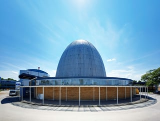 Ein Atom-förmiges Ei: Die ikonische Kuppel von Gerhard Weber steht unter Denkmalschutz. Ein Atom-förmiges Ei: Die ikonische Kuppel von Gerhard Weber steht unter Denkmalschutz.
