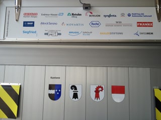 Wappen der Kantone und Logos der Sponsoren.
