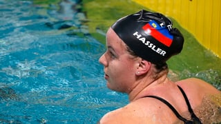 Julia Hassler im Wasser.