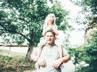 Kind mit Mann