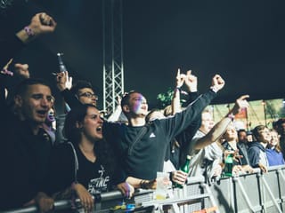 Pure Ekstase bei den Fans der Punkrockband Feine Sahne Fischfilet.