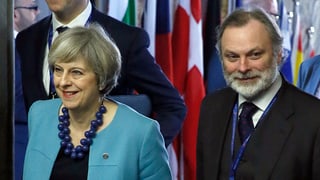 Theresa May und Tim Barrow.