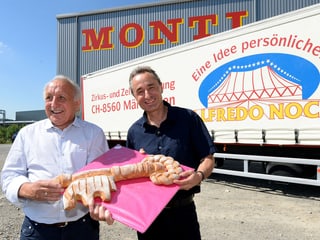 Schlüsselübergabe Monti Nock Schlüsselübergabe Monti Nock
