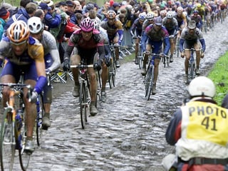 Bei der 100. Ausgabe von Paris - Roubaix schüttete es wie aus Kübeln.