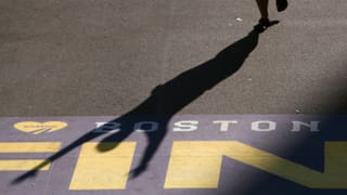 Eine Ziellinie des Boston-Marathons