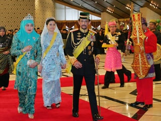 Die Frauen des Sultans von Brunei