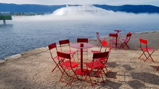 Blick auf die Arteplage an der Expo02.