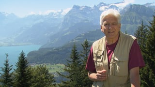 Andreas Moser steht vor Vierwaldstätter See