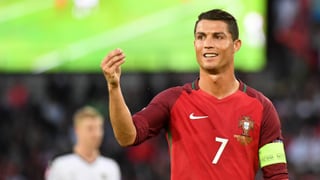 Cristiano Ronaldo verwirft die Hände