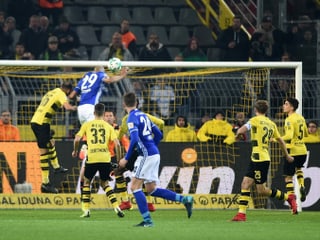 Naldo köpfelt im November 2017 das 4:4. Naldo köpfelt im November 2017 das 4:4.