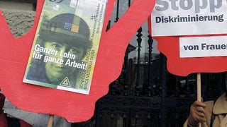 Frauen demonstrieren