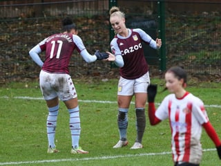 Gleich zwei Treffer erzielte Alisha Lehmann beim 7:0-Sieg gegen Sunderland. Es waren die ersten Tore der Nationalspielerin im Trikot der «Villans».