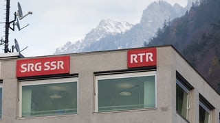 Logo der SRG auf dem Gebäude von RTR.