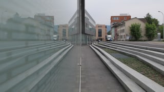 Fassade des Campus der Fachhochschule Nordwestschweiz in Olten.