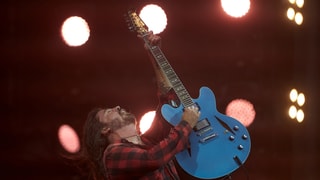 Dave Grohl an Gitarre