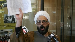 Das ist der Geiselnehmer: Man Haron Monis. Das ist der Geiselnehmer: Man Haron Monis.