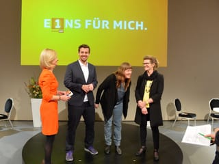 Sabine Dahinden mit den Nominierten Kevin Hirt, Annelies Djellal und Christina Frei-Hutter im Studio.