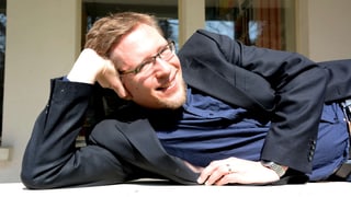 Porträt von Björn Rasch. Porträt von Björn Rasch.