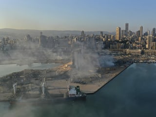 Bild vom Hafen von weit oben.