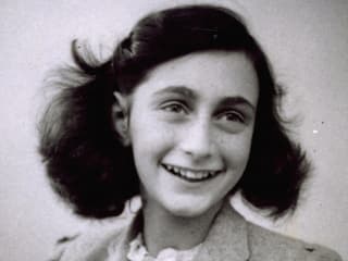 Anne Frank (historische Aufnahme).