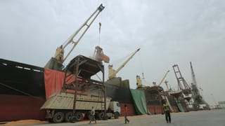 Schiffe am Hafen Schiffe am Hafen