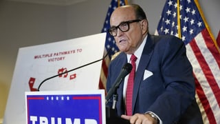 Giuliani an Rednerpult