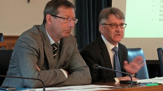 Der Urner Landamman Josef Dittli (links) und Baudirektor Markus Züst an der Medienkonferenz.