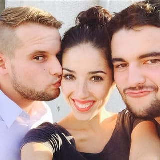 Die Miss mit Freund (links) und Bruder Die Miss mit Freund (links) und Bruder