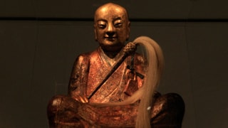 Eine goldene Buddha-Statue